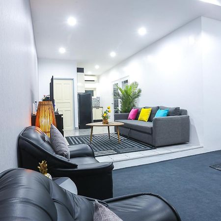 Pool Villa Pattaya Phratamnak C2- 2 Bedroom Praia de Jomtien Exterior foto